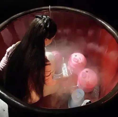 女星洗澡戏原来是这样拍的(图)