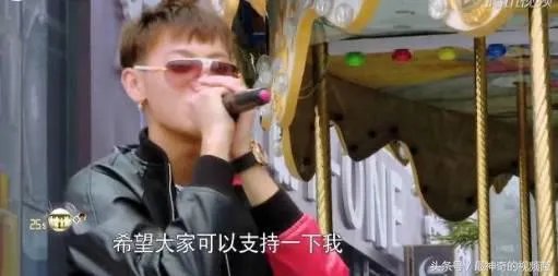 杨幂被赶出机场，大家怎么看？