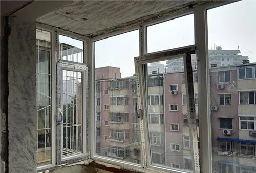 老式窗户怎么翻新改造 老窗改造注意事项