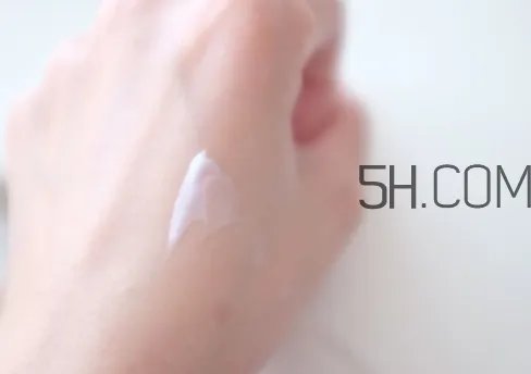 兰芝眼霜怎么样?兰芝眼霜功效