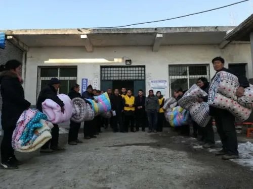 女子救下21户村民究竟是怎么回事呢?