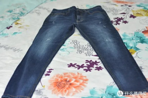 199元的以纯牛仔裤值不值得买?带你看几个细节