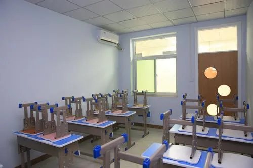 官方回应中学要求家长捐款装空调,官方说了什么?