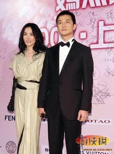 姚晨产子小土豆6斤2两 盘点产后变漂亮的女星