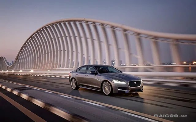 轿车上路驾驶技巧 使用轿车驾驶技巧大全