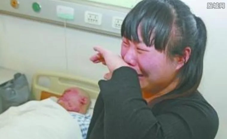 男子脸被高压电吸走 瞬间血肉模糊犹如活死人好惊悚