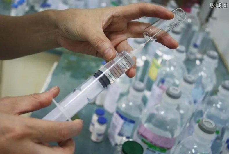 注射器扎幼儿屁股 幼师虐童内心竟如此歹毒