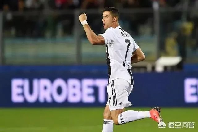 卡瓦尼力压梅罗等人问鼎金足奖,他配得上这个荣誉吗?