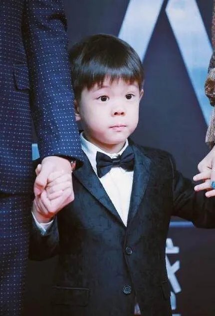 容祖儿喜欢嗯哼,为何嗯哼那么招人喜欢?