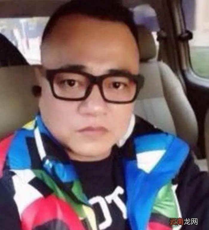 赵本山贴身保镖 赵本山的保镖张建设