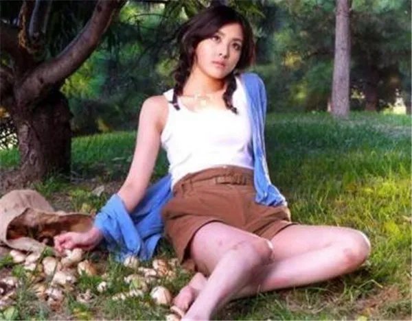 张含韵失业五年无人理现在怎么样了 张含韵算几线演员有多少资产