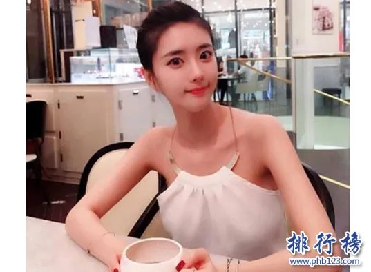 韩国十大美女主播,第四已为人妻!