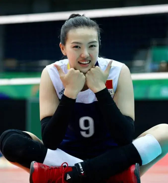 可爱mm沙滩排球（排球女神张常宁：唯美可爱）