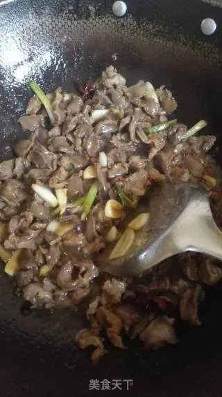 辣椒炒鸡胗