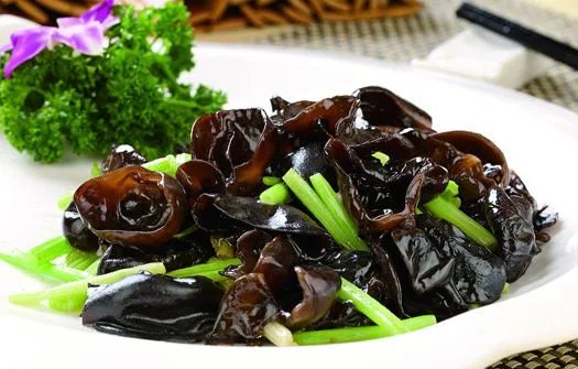 黑木耳一种吃法三天内必送命(图)