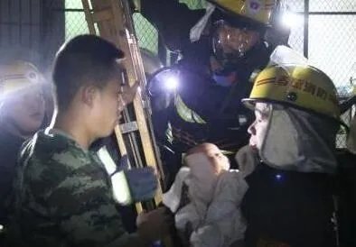 湖北居民楼大火是怎么回事?