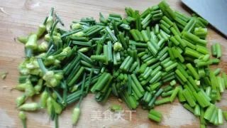 韭菜花炒鸡蛋