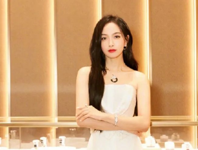 谭松韵经纪人道歉是怎么回事