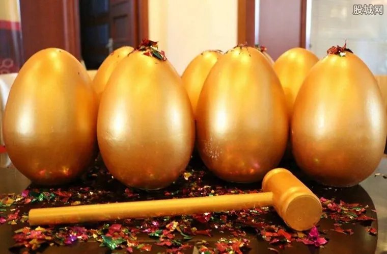 全村2000余人造蛋 每天销出30万枚产值近3亿元