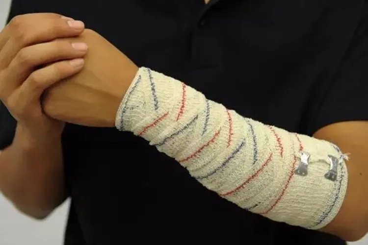 12种急救包扎方法图解