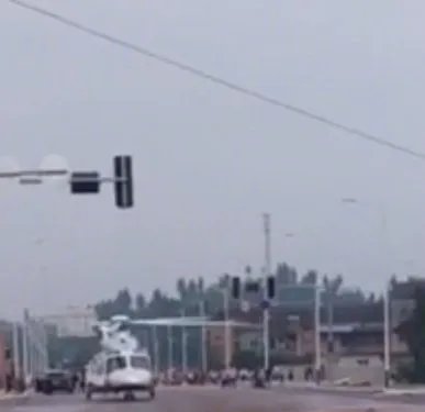 四川男子国庆开飞机回家是什么情况?