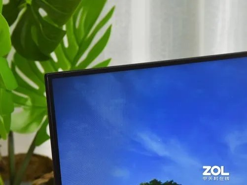 四面窄边框显示器仅售2500元 戴尔U2719DC热销