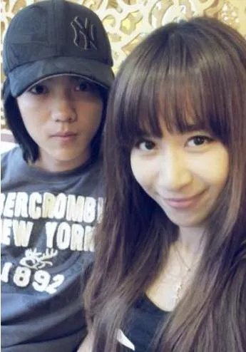 exo一m鹿晗女友是谁 是圈中明星允儿吗