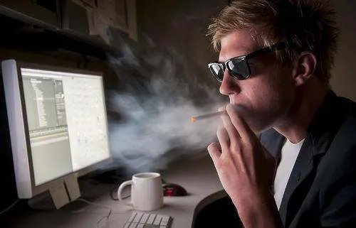 领导每天在办公室做我