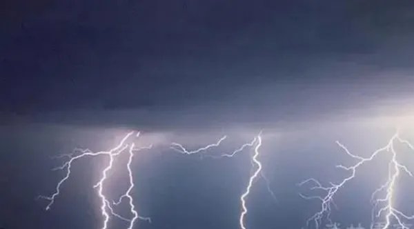 印度雷暴天气造成至少83人死亡是怎么回事?