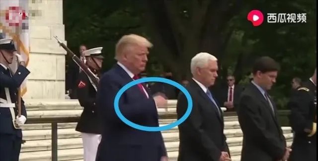 特朗普摇摇晃晃站不稳，是生病了吗？