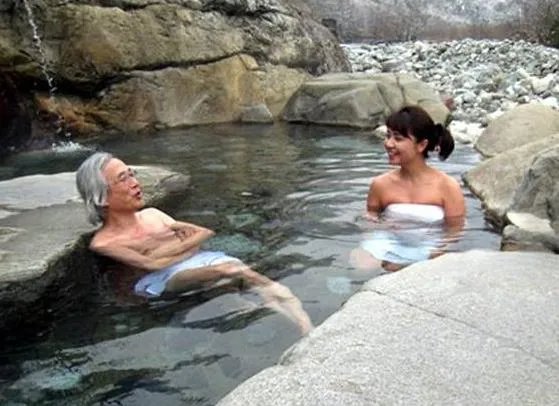 日本姑娘最让亲爹伤心的10件事(图)