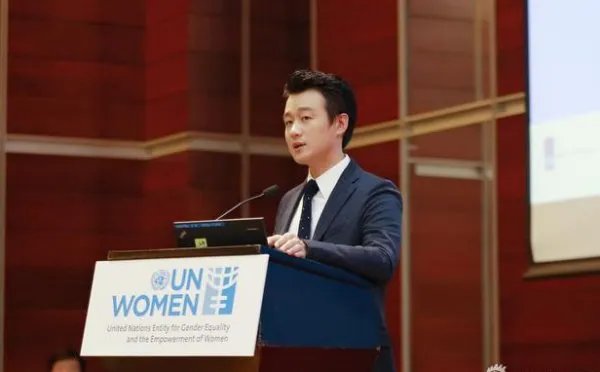 佟大为为女性发声?