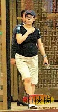 姚晨产子小土豆6斤2两 盘点产后变漂亮的女星