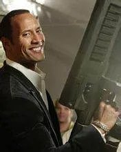 德威恩·约翰逊是属于什么人种？