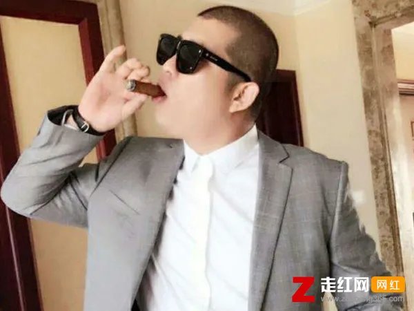 快手二驴为什么封号，二驴被永久封号原因揭秘