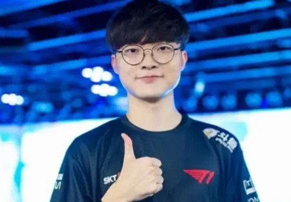 《英雄联盟》faker服兵役介绍