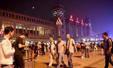 北京铁警严打黄牛效果如何?