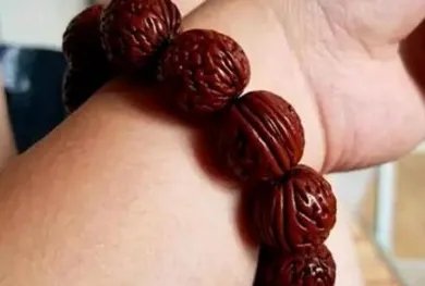 蟠桃核是什么?怎么样的蟠桃核是一流的?