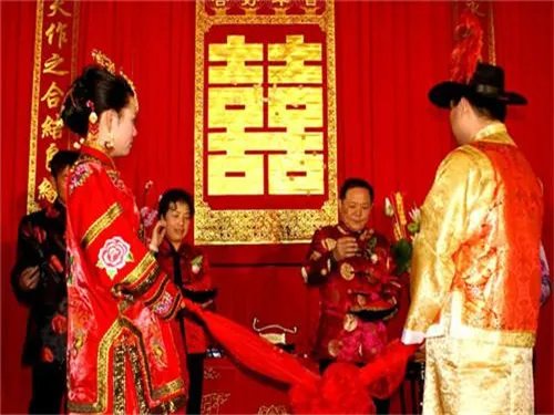 沈阳婚礼习俗有哪些 沈阳婚礼流程