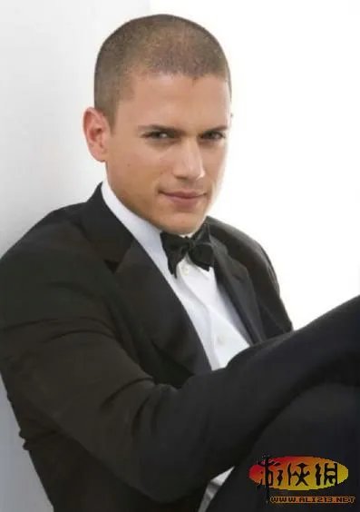 《越狱》男主角米勒出柜！娱乐圈公开出柜明星