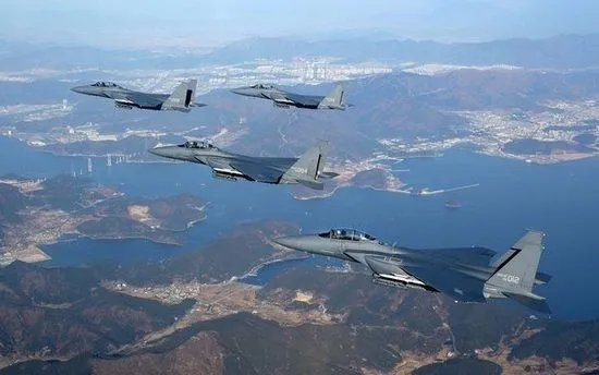 韩国空军实弹发射了吗?