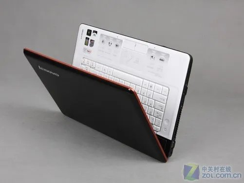 独家:联想全能型IdeaPad Y550本评测