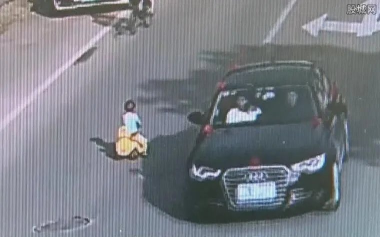 台湾男童飙玩具车 竟是因为想吃麦当劳的薯条