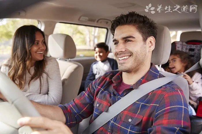 男子持刀劫持客车 乘车发生意外怎么办