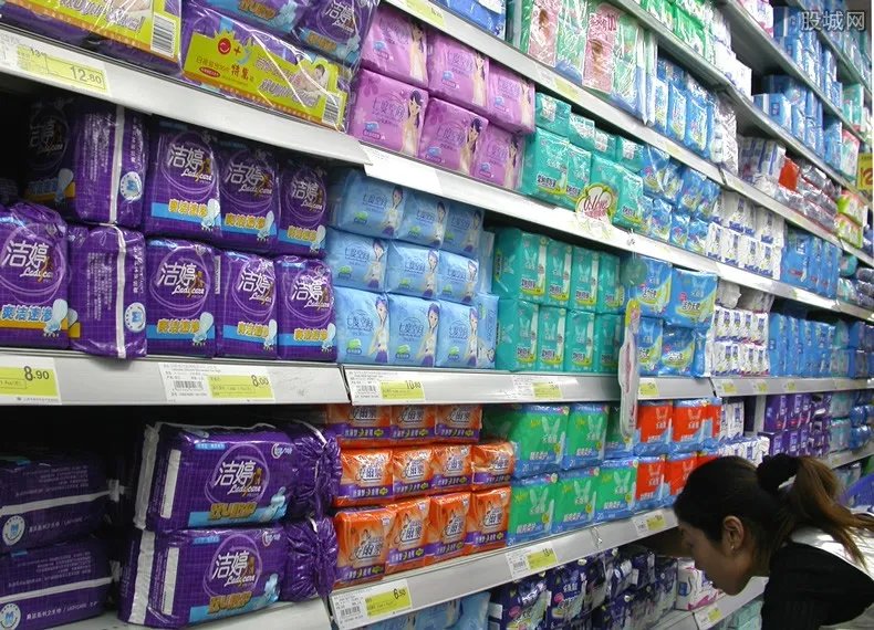 企业回应散装卫生巾有卫生许可证 网店属于盗用行为