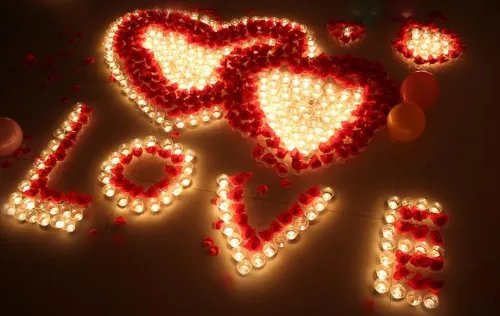 逗女生开心的幽默套路有哪些 高情商的哄人句子有哪些