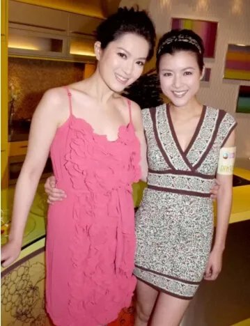 苟芸慧和陈茵媺对比图 茍芸慧含泪回应车震门