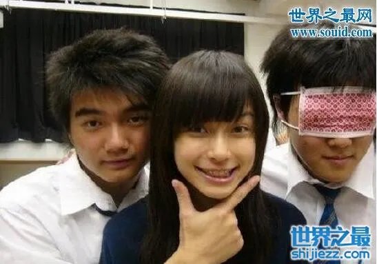 杨颖angelababy素颜照,素颜照比整容前还吓人