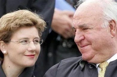 德国前总理将结婚消息可靠吗?