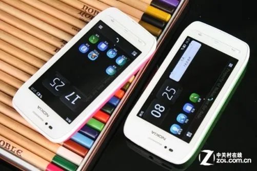 1GHz多彩贝拉支持NFC 行货诺基亚603评测